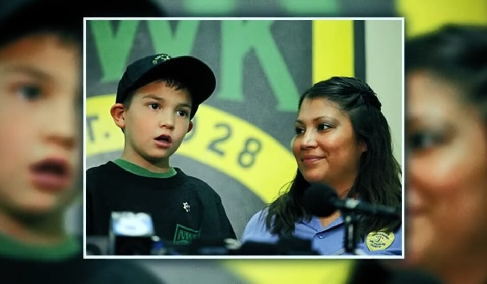 CHILD Hides in Bathroom With Sister, Calls 911 and Yells ‘Bring Cops… Lots of Them’